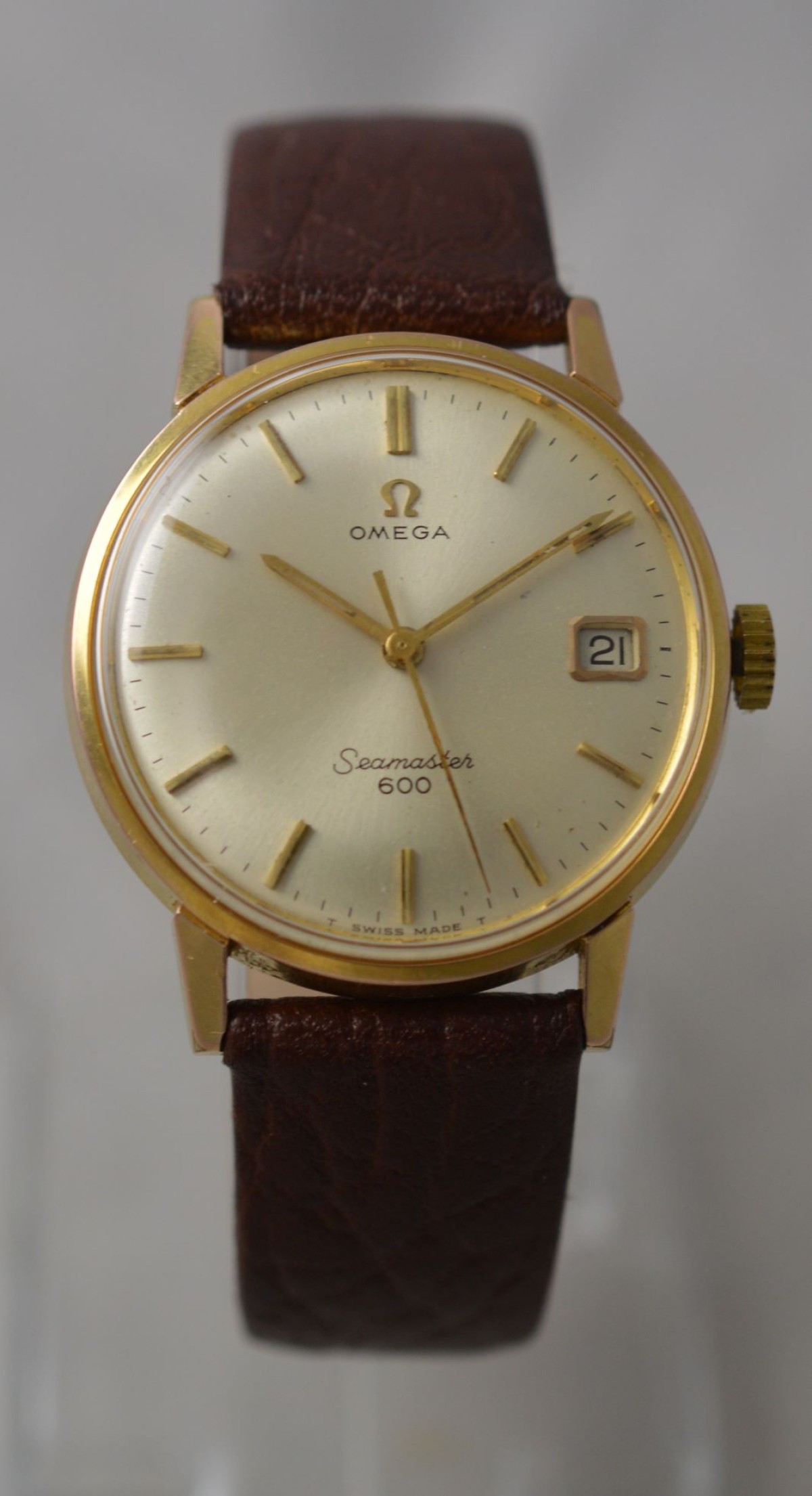 Omega seamaster 600 discount gold